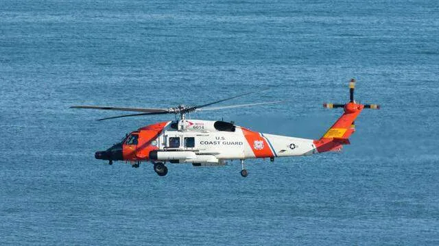 Coast Guard Rescues Five After Two Boats Capsize Off PR