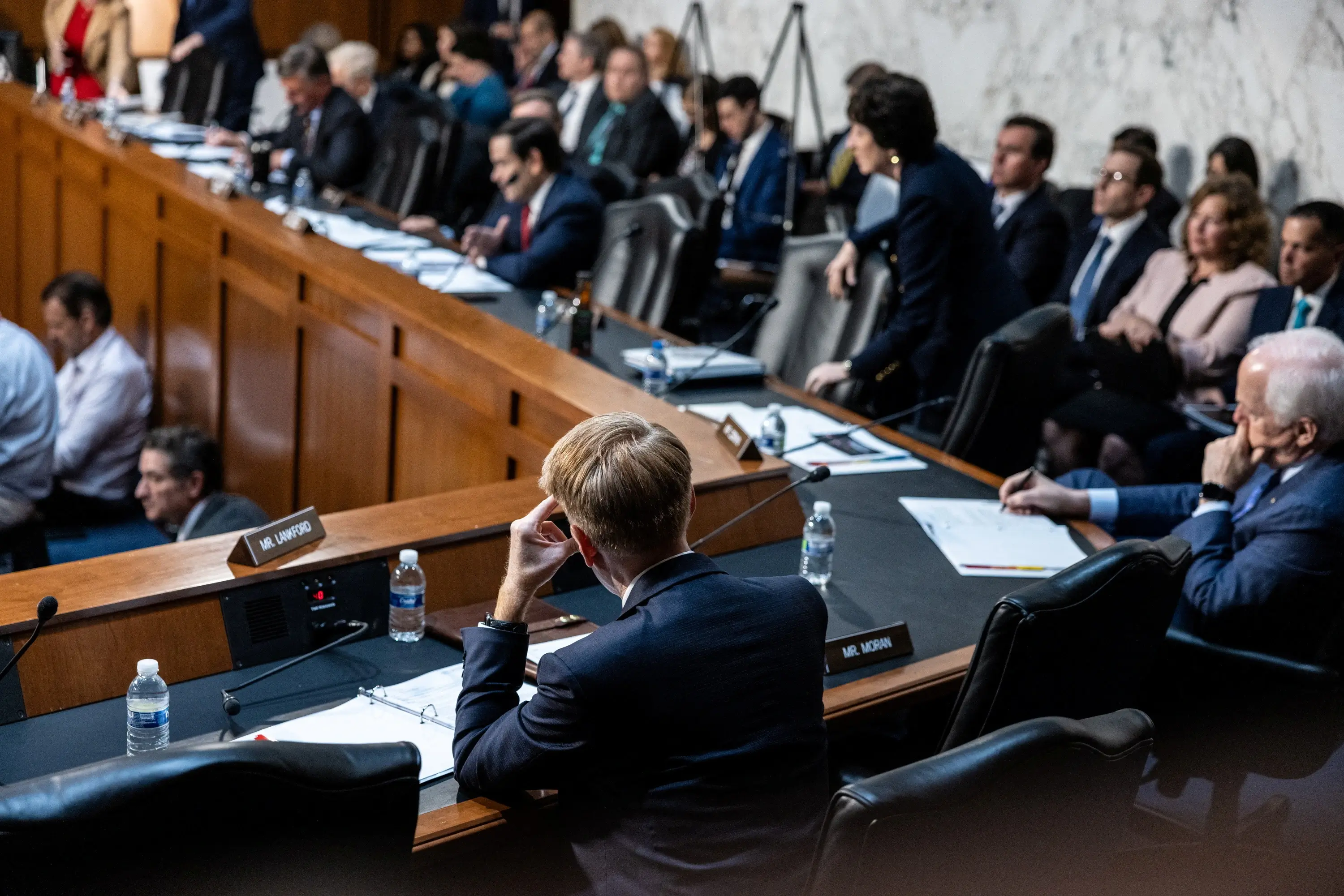 Senate Scrutinizes Puerto Rico's Future & Federal Ties