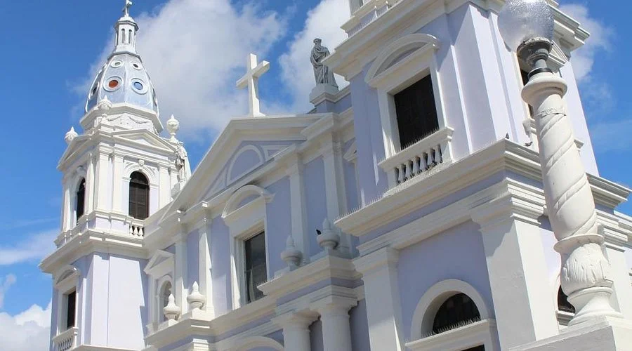 Ponce Diocese Welcomes New Bishop from Vatican Amidst Crisis